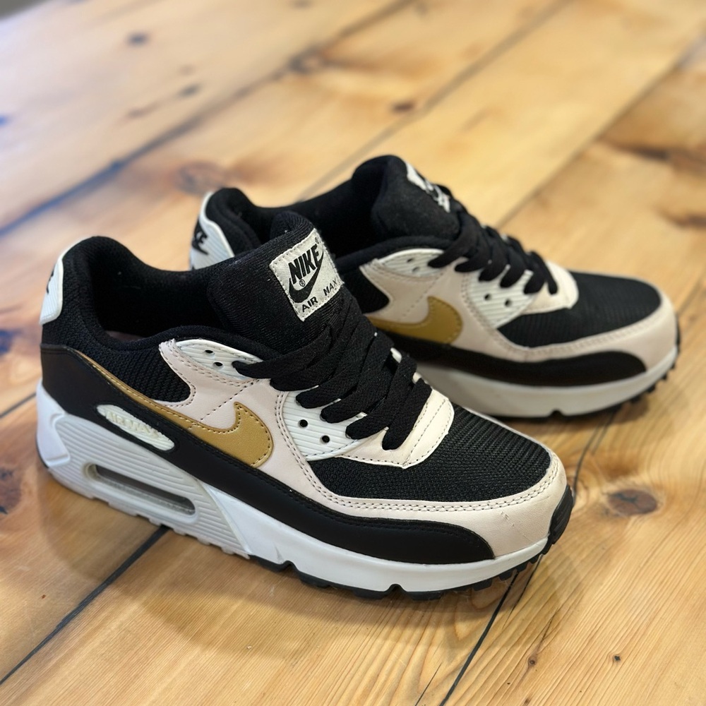 Nike Sneakers - Black, White, Pink and Gold